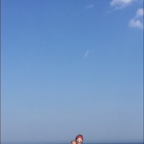 Meet your Posher, Nikki - Picture 1 of 1